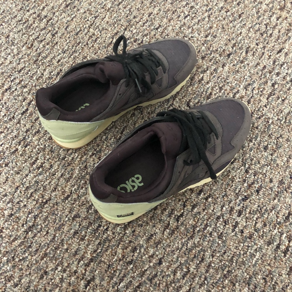 Asics sneaker